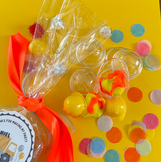 Bob the Builder sensory kit, features handmade orange/yellow swirl glitter dough with confetti, construction-themed sensory charms, and soft glitter pompoms, all in construction helmet and wrench containers. Perfect for sensory play, creativity, and fine motor skills. Ideal gift for kids 3+