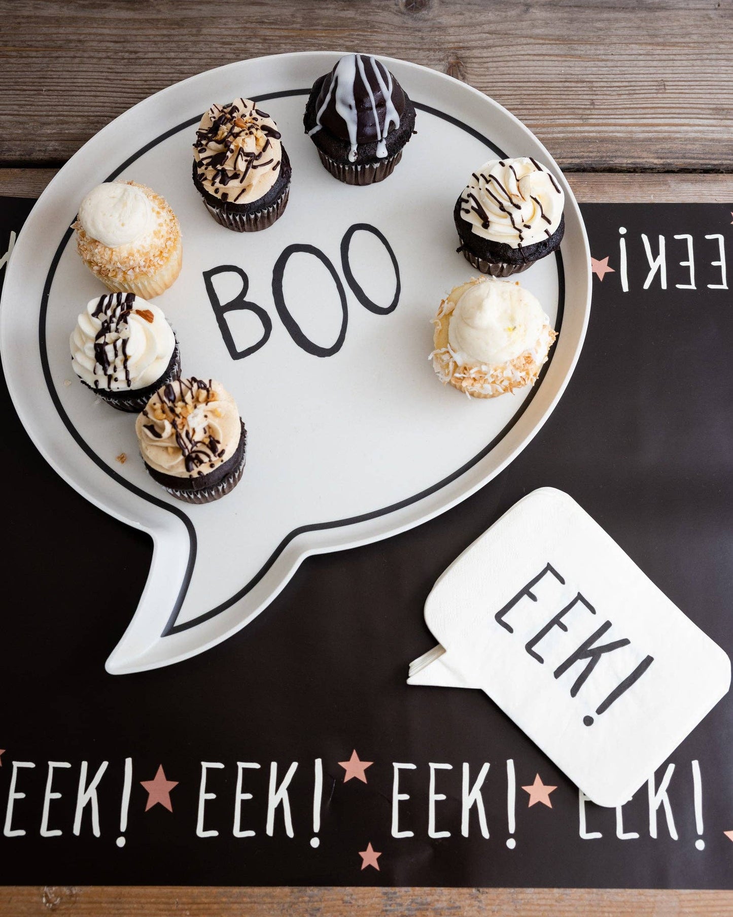 “Eek!” 🎃 Frank & Mummy Eek! Table Runner