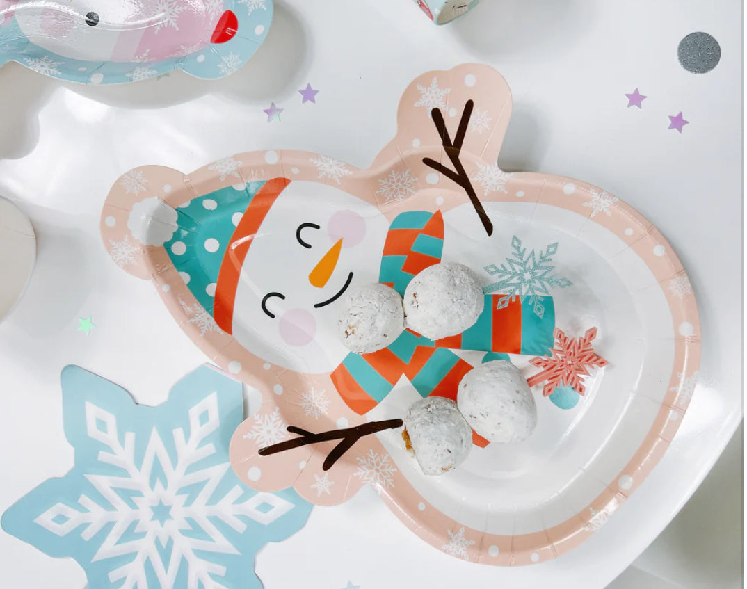 Pack of 12 snowman-themed paper plates, perfect for winter parties and snow day celebrations. Frosty design adds a fun touch to holiday gatherings. Not microwave safe, ideal for festive table settings.