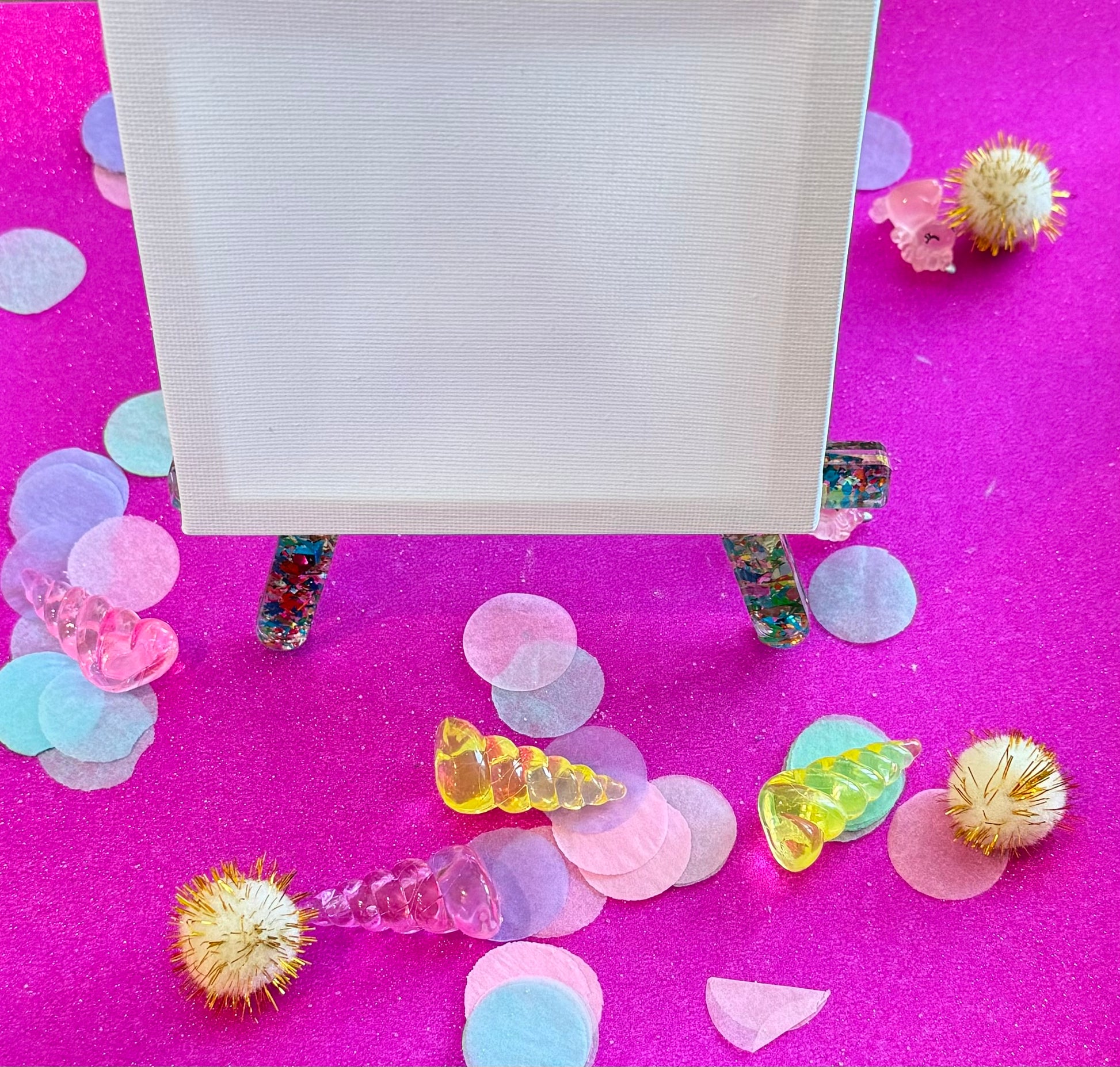 Mermaid-themed DIY paint kit for kids, featuring a canvas, wooden easel, paint set, and paintbrush. Perfect for birthday parties, summer camps, or rainy day activities. Creative and fun for toddlers and kids to express themselves artistically.