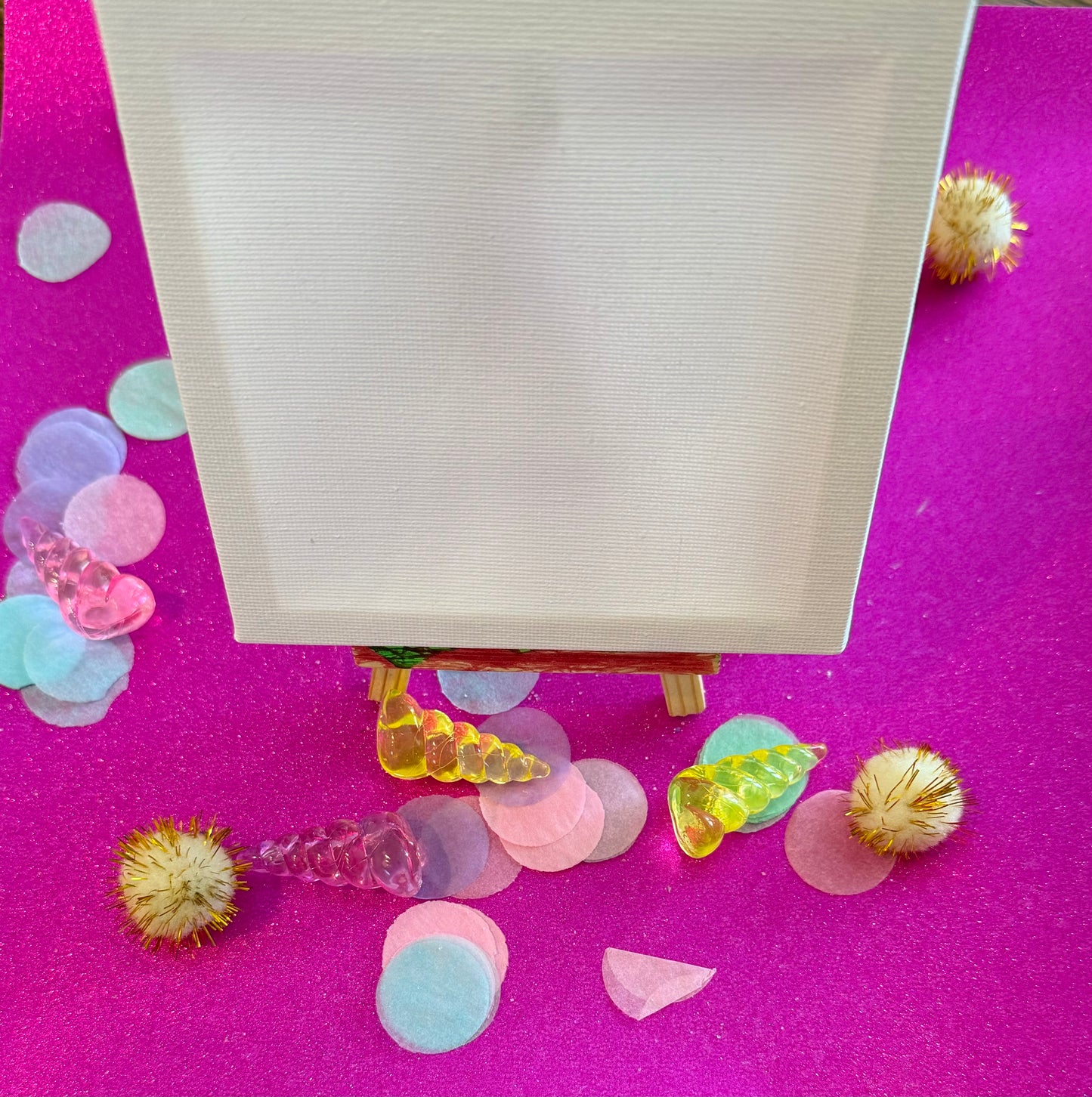 Mermaid-themed DIY paint kit for kids, featuring a canvas, wooden easel, paint set, and paintbrush. Perfect for birthday parties, summer camps, or rainy day activities. Creative and fun for toddlers and kids to express themselves artistically.