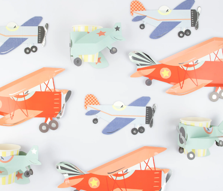 “Up Up and Away” ✈️ Meri Meri AirPlane Plates (Set of x8)