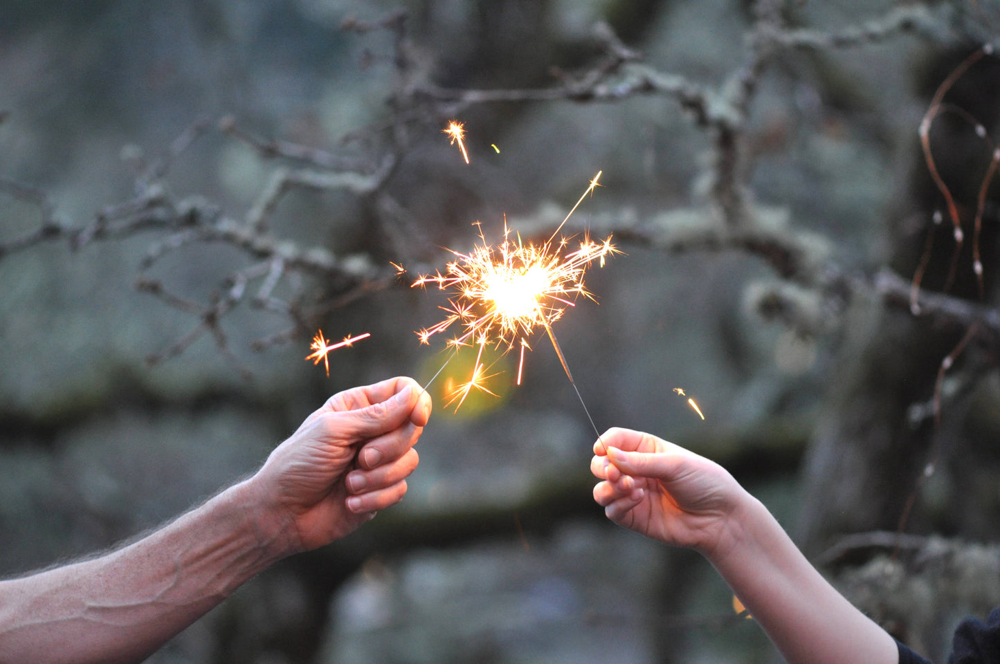 TOPS Malibu Sparklettes 8" magical wands filled with metallic sparklers, perfect for Hanukkah or any special event. Handmade in Europe and the USA, these clean-burning sparklers add enchantment to party favors, table settings, or gift bags. Adult supervision required.