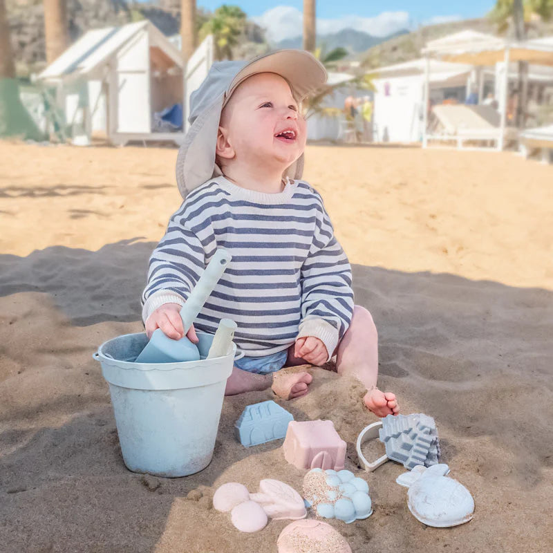 Personalized Kids Beach Toy Set – Bucket, Rake & Shovel with Name Customization!